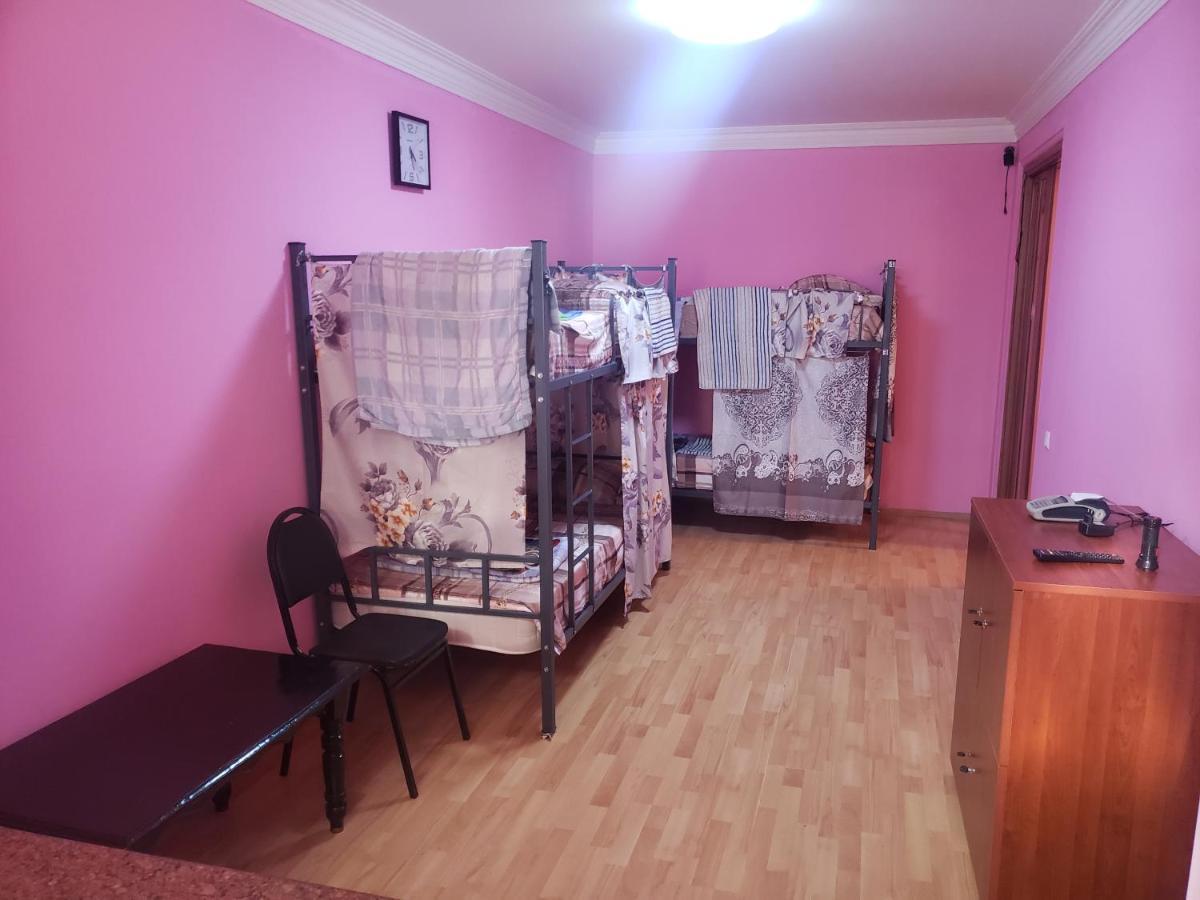 Intercity Hostel Batumi Exteriör bild