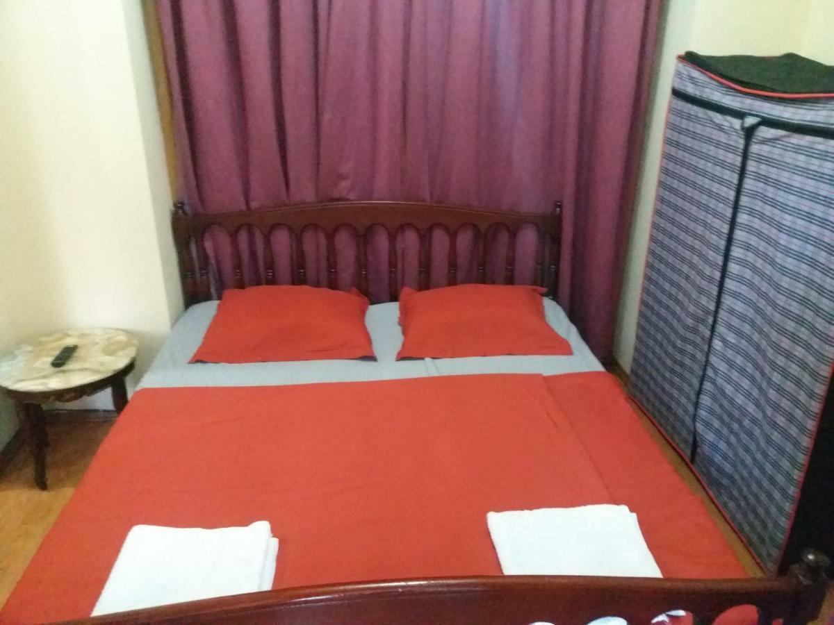 Intercity Hostel Batumi Exteriör bild